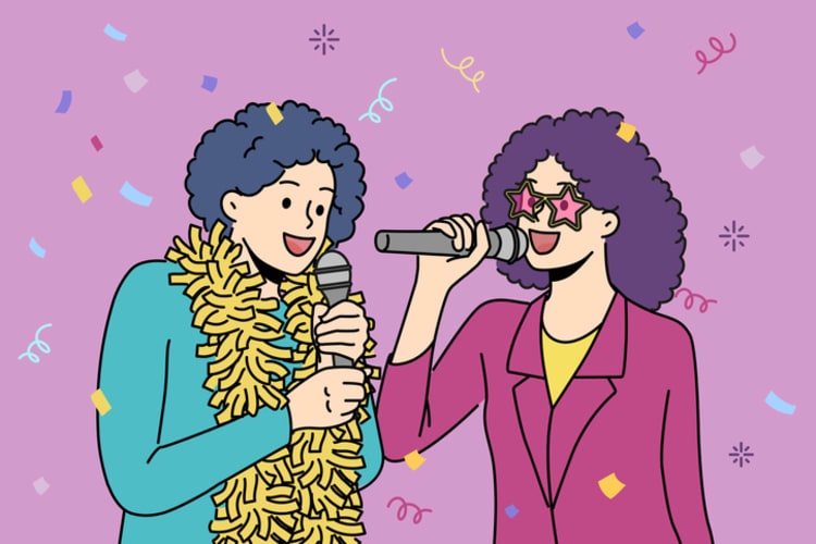 Virtual-holiday -karaoke-party